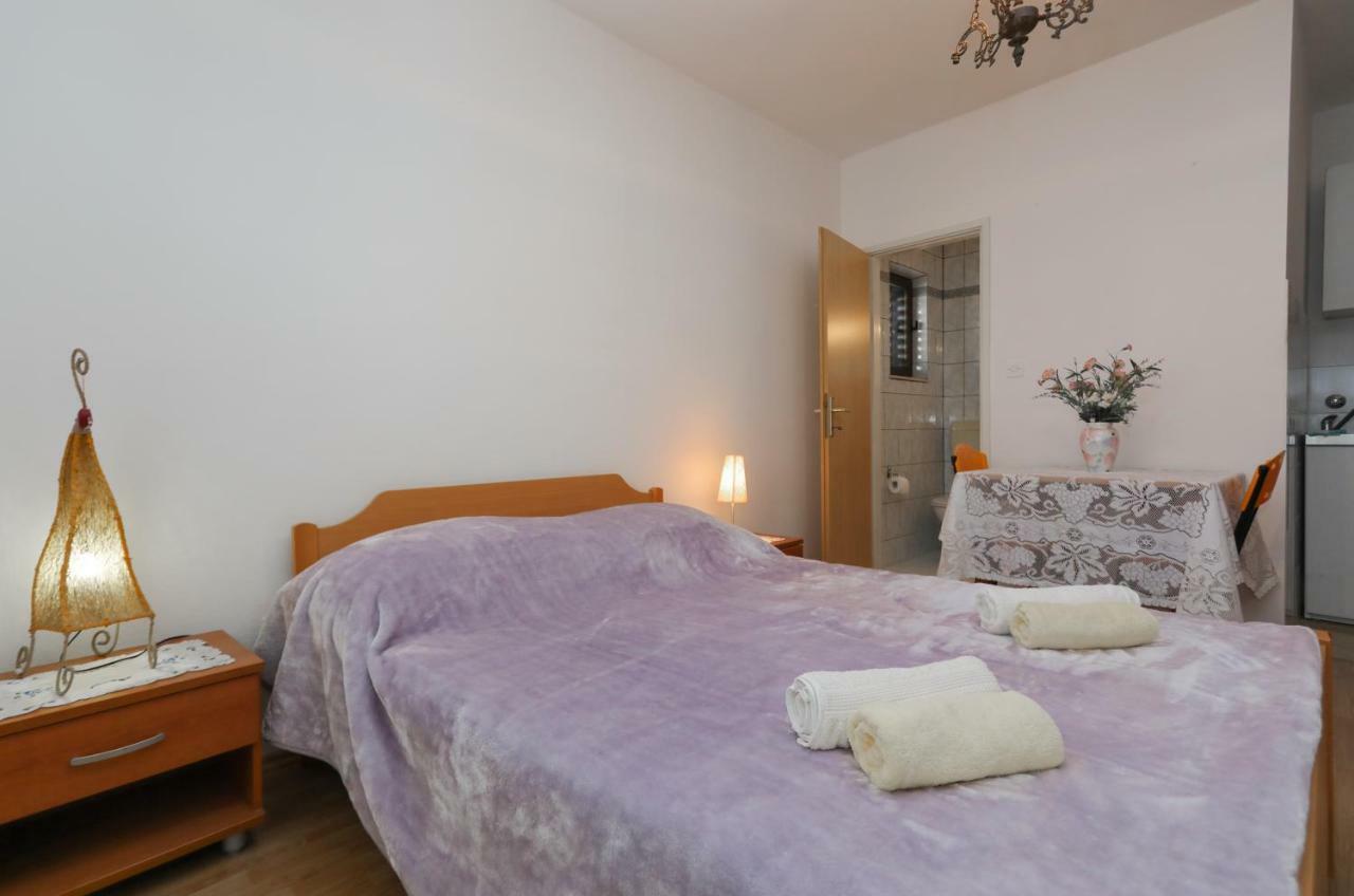 Studio Apartment Ana Супетар Экстерьер фото